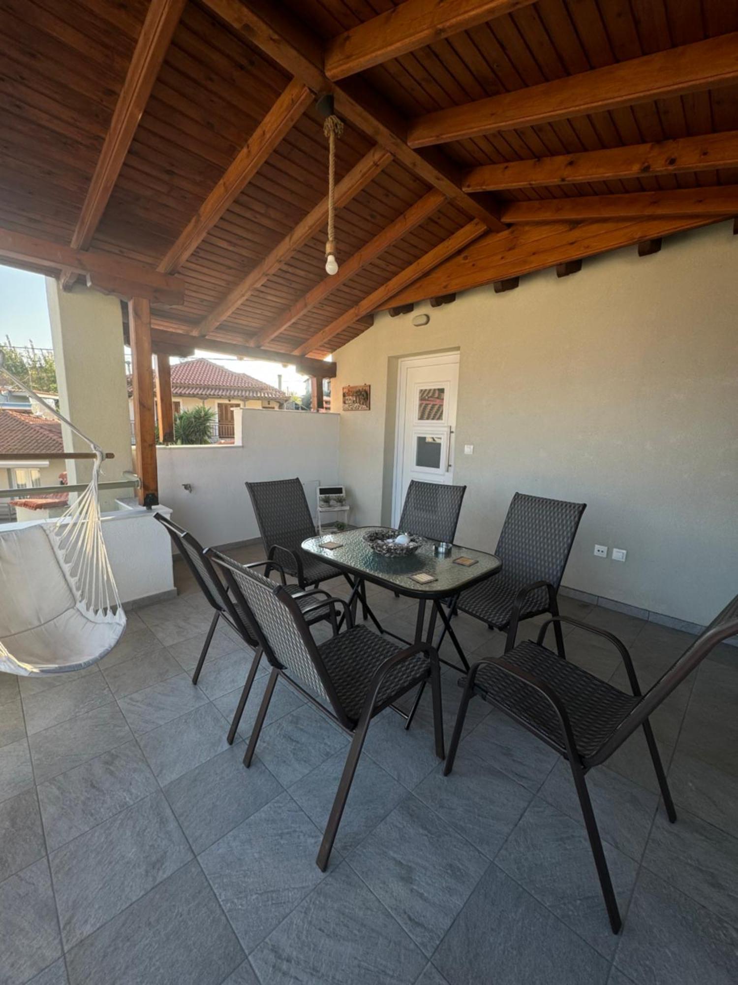 Private Modern Apartment Nea Roda Buitenkant foto